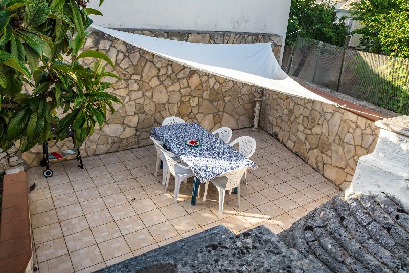 Апартаменты I Trulli Di Zia Dora Альберобелло Экстерьер фото